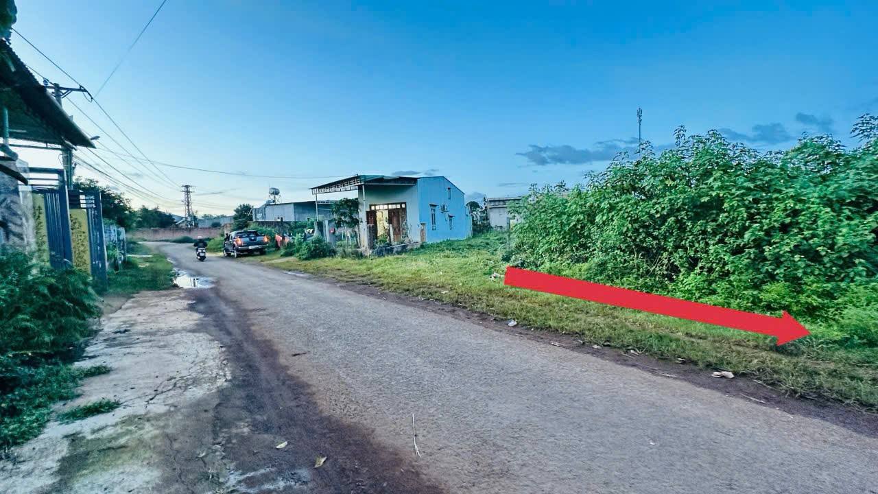 Đất hẻm Lam Sơn, Pleiku 250m² giá 900 triệu - Sổ đỏ chính chủ, đầu tư sinh lời!