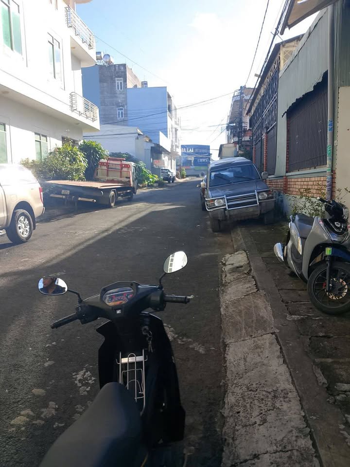 Nhà phố Hẻm 270 Nguyễn Tất Thành, 76m² giá chỉ 2 tỷ - Đầu tư lý tưởng ngay trung tâm!