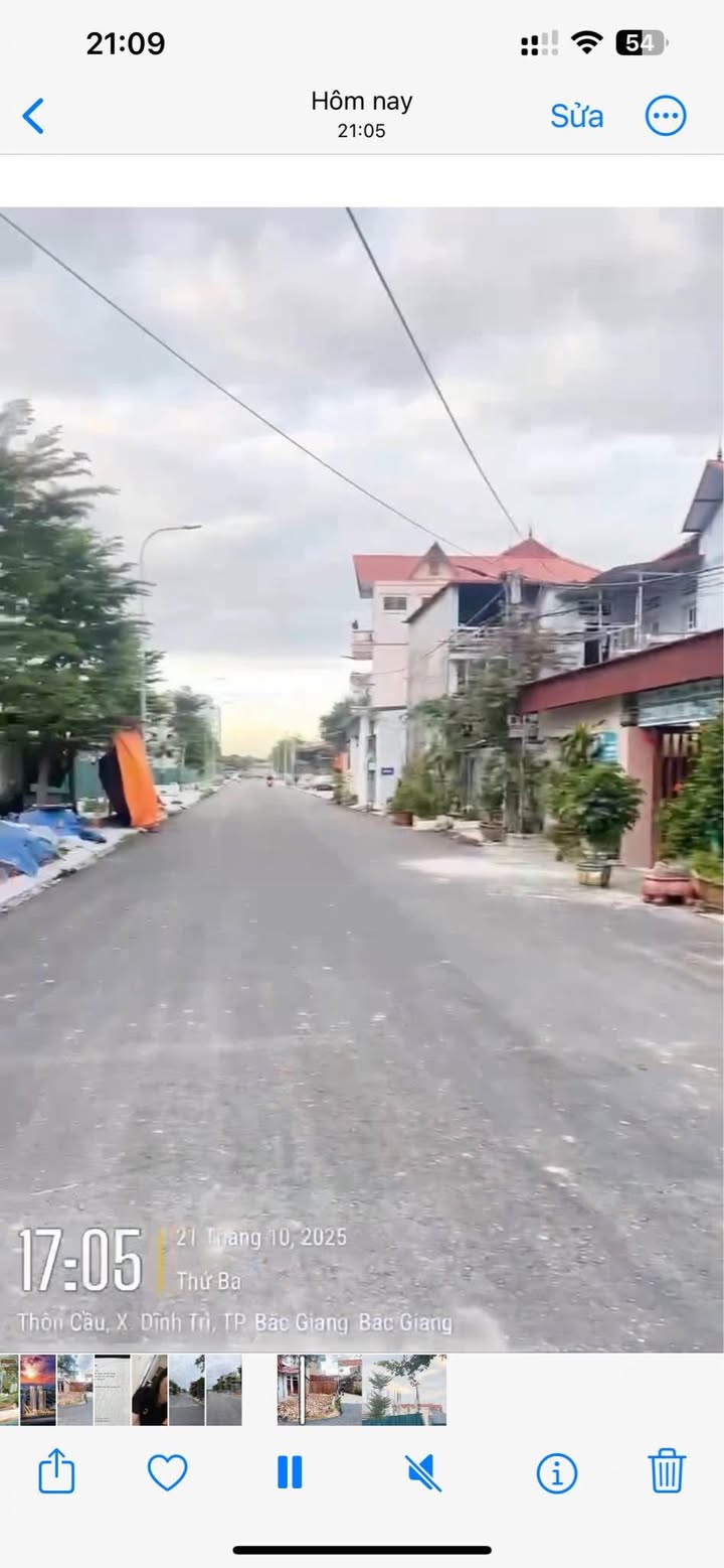 Đất lô góc 2 mặt tiền tại Thôn Cầu, Dĩnh Trì 82m² giá chỉ 5 tỷ - Đầu tư sinh lời cao!