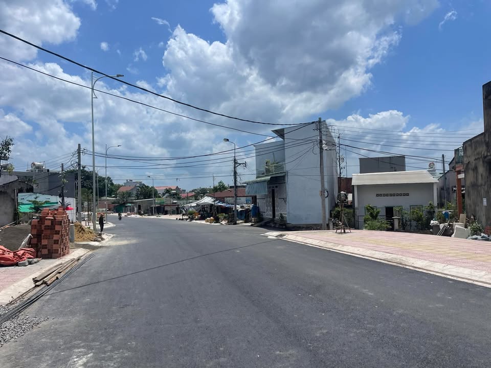 Mặt tiền kinh doanh đường Nguyễn Huệ Trảng Bom 71m² - Cơ hội đầu tư hấp dẫn!