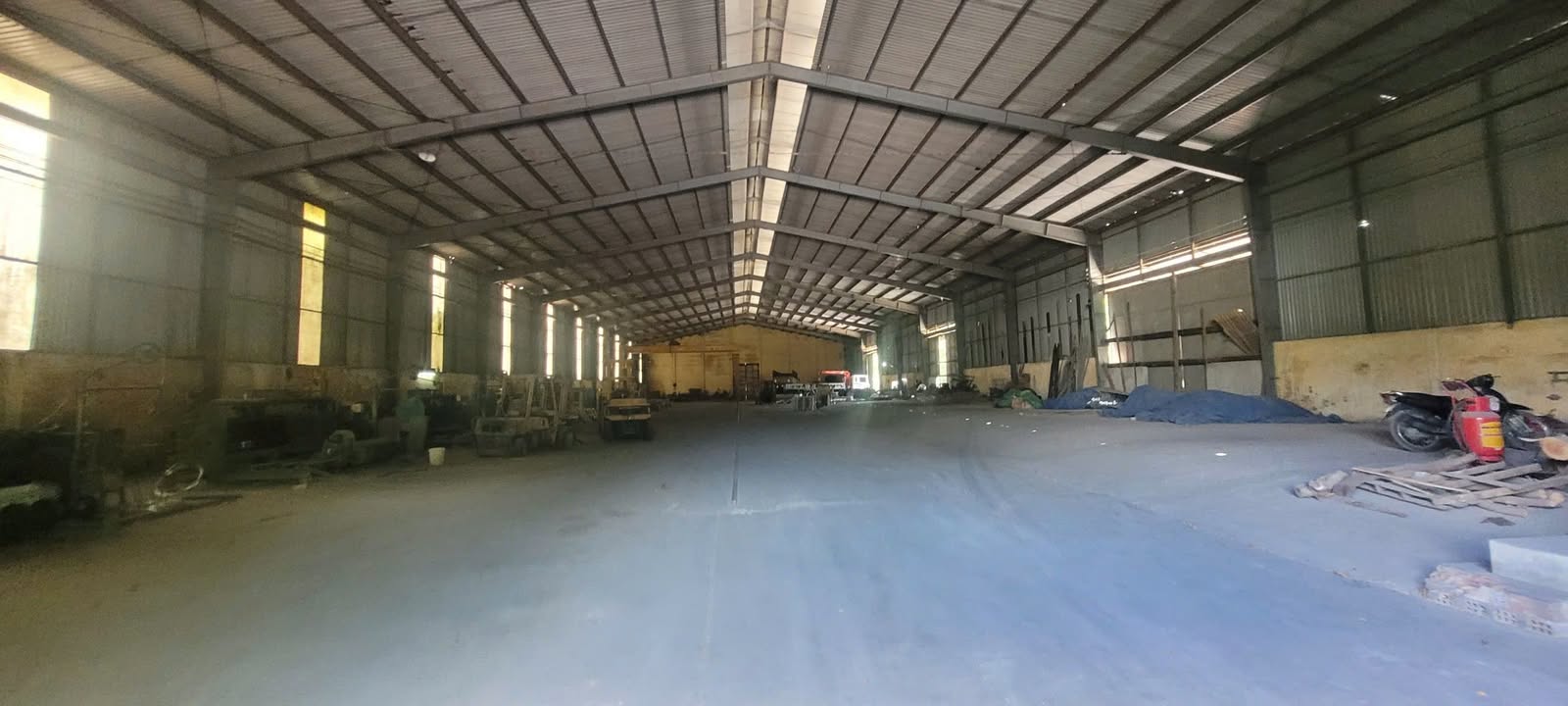 Kho chứa hàng cho thuê tại Cụm CN Nhơn Bình, Quy Nhơn 3200m² - Đầy đủ công năng, giá tốt!