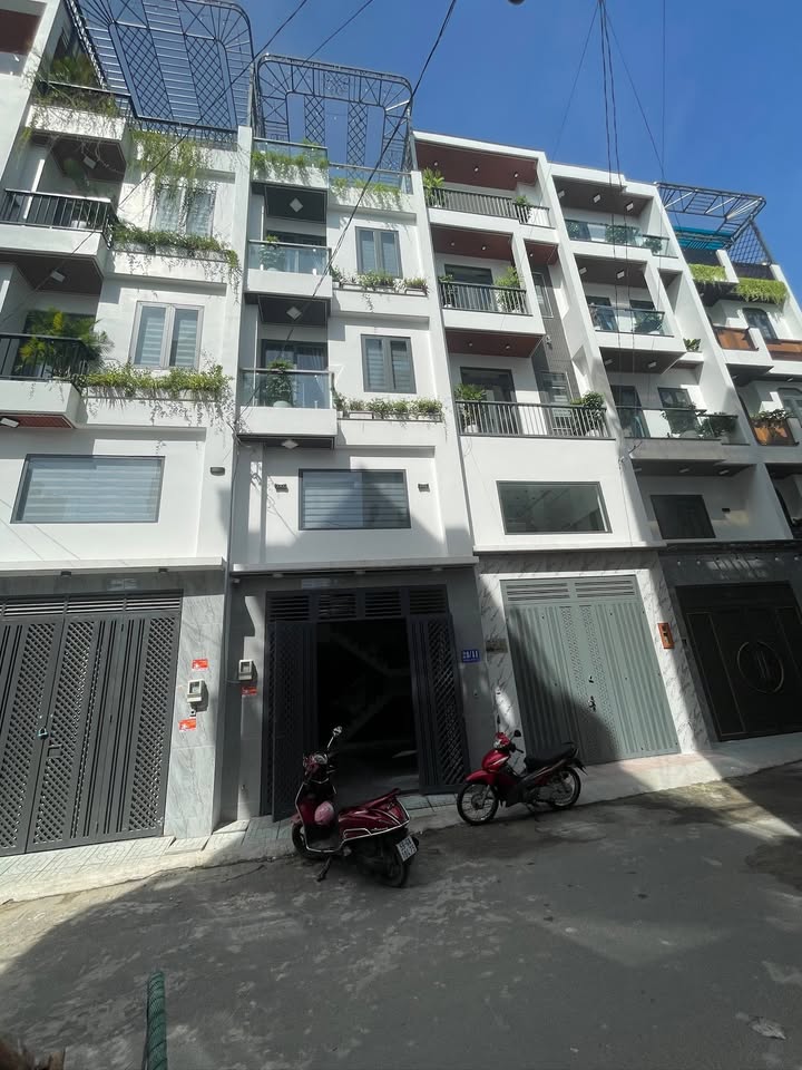 Nhà mặt tiền Hiệp Thành Q12 54m² giá 6.29 tỷ - Full nội thất cao cấp