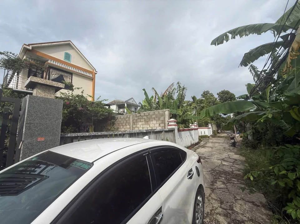 Đất thổ cư 200m² tại Phú Hồ - Sổ hồng chính chủ, giá chỉ 1 tỷ