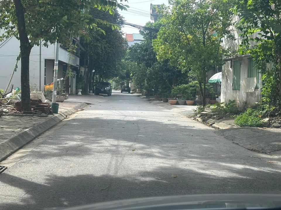 Nhà 2 tầng lô góc 60m² tại Phủ Lý giá 3 tỷ - Kinh doanh sầm uất!