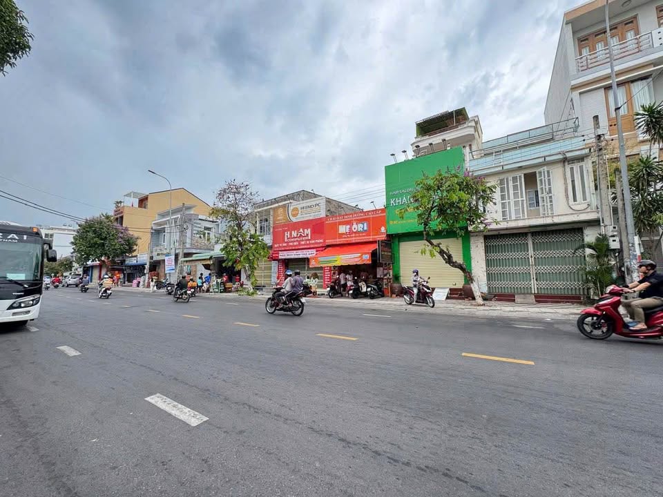 Nhà mặt tiền Thủ Khoa Huân, Phan Thiết 91m² giá 10.8 tỷ - Kinh doanh sầm uất!