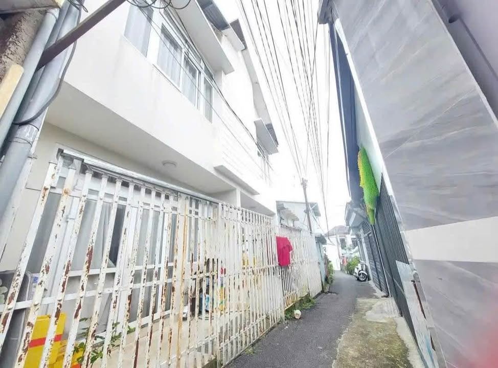 Nhà phố 50m² tại phường Xuân Hương Đà Lạt, giá 2.7 tỷ - Dọn vào ở ngay!