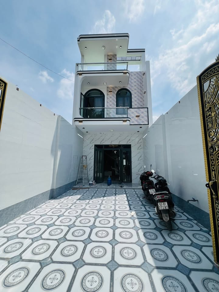 Nhà phố Đức Hòa 135m² giá 2.95 tỷ - Chính chủ giao ngay!