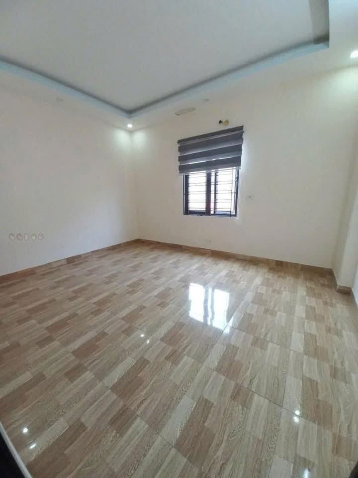 Cho thuê nhà 3 tầng đường Máng Nước, Hải Phòng 160m² - Phù hợp ở và làm văn phòng nhỏ!