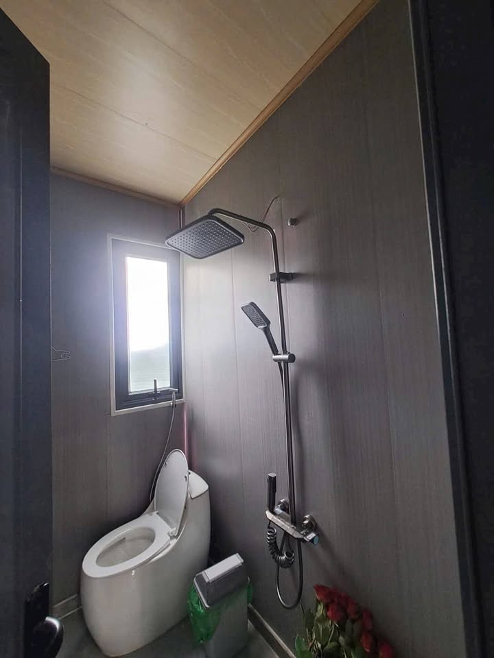 Nhà phố Nguyễn Hoàng, Phường 7, Đà Lạt 80m² giá 950 triệu - Khu dân cư hiện hữu!