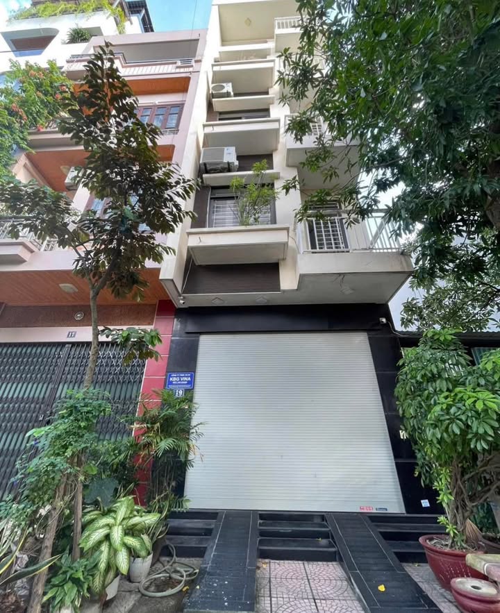 Nhà 5 tầng Lý Thánh Tông, Bắc Ninh 85.5m² giá 13 tỷ - Để sẵn chỗ lắp thang máy!