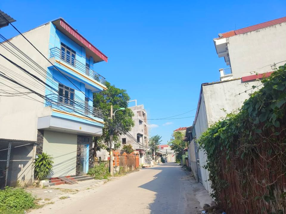 Đất nền khu Hai Vân, Vân Dương, 81m² giá 3 tỷ - Sổ hồng chính chủ!