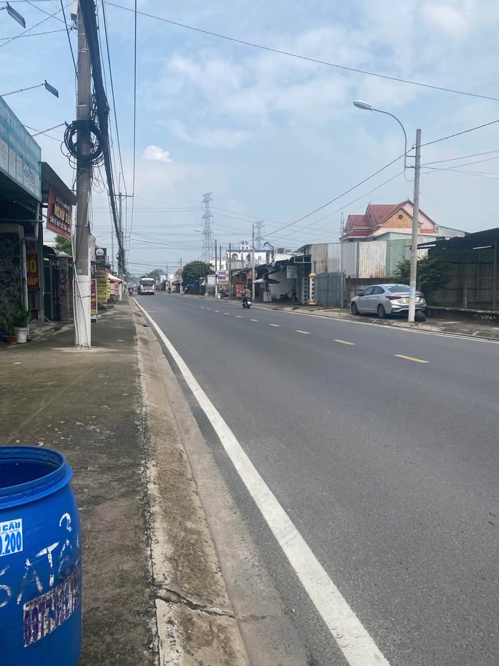 Đất mặt tiền đường Tỉnh Lộ 15, Củ Chi 400m² giá 13.5 tỷ - Đầu tư sinh lời cao!