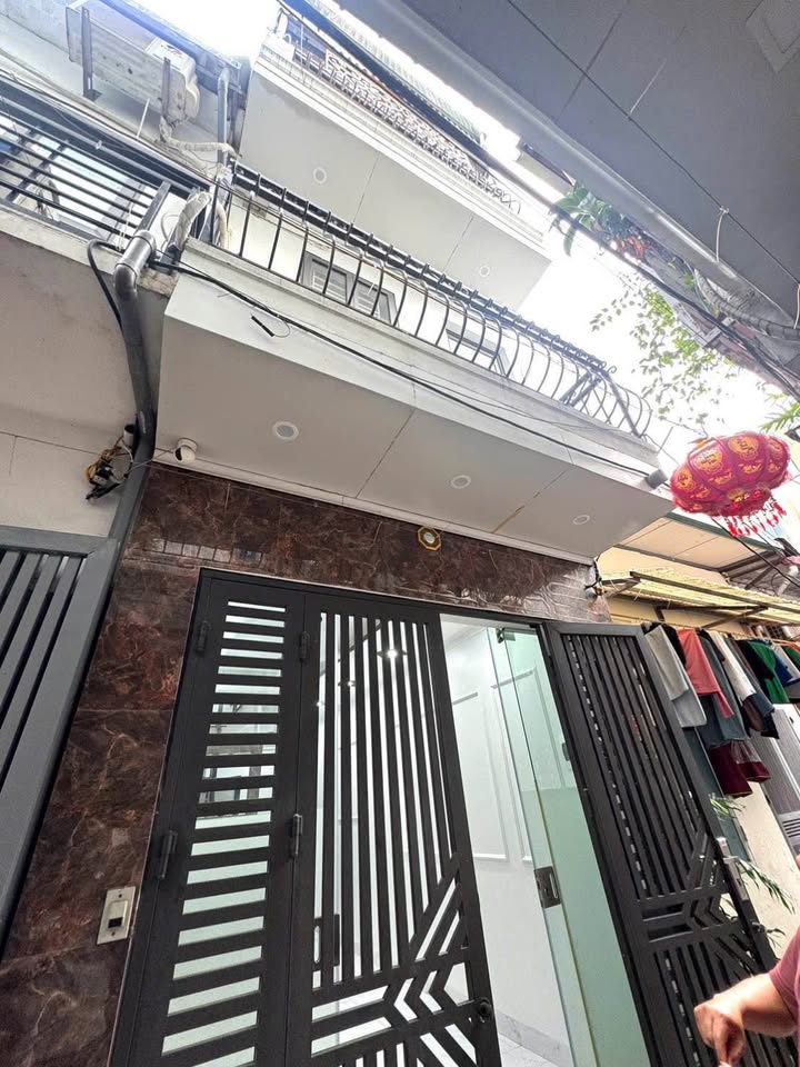 Nhà Vĩnh Hưng Hoàng Mai 30m² giá 3.65 tỷ - Nhà mới đẹp, thoáng mát!