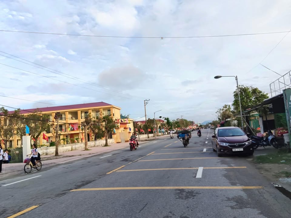 Đất nền xã Yên Hòa, huyện Cẩm Xuyên 300m² giá chỉ 700 triệu - Đầu tư sinh lời ngay!