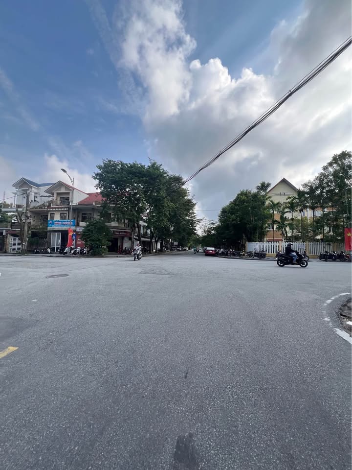 Mặt tiền kinh doanh Trương Gia Mô, Huế 165m² giá 7.9 tỷ - Vị trí vàng cho nhà đầu tư!