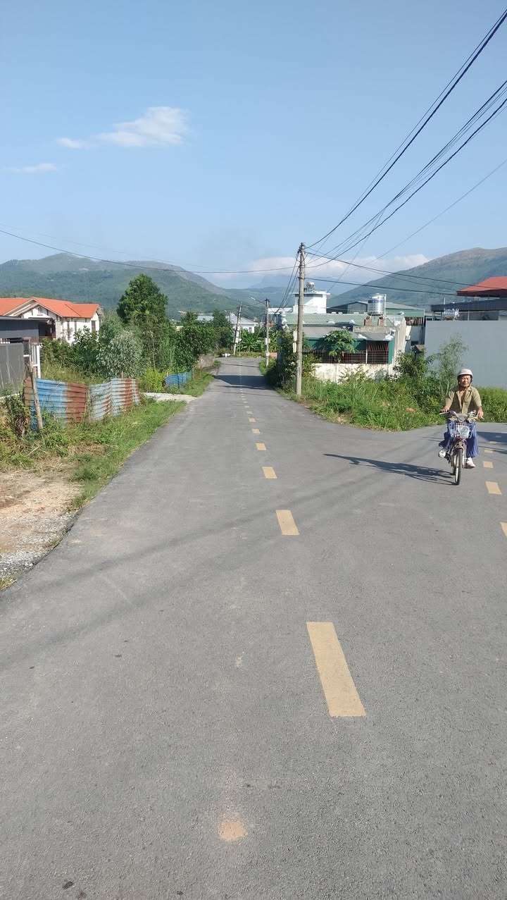 Đất nền khu 8 Thanh Sơn, Uông Bí 104m² giá 1.6 tỷ - Cơ hội đầu tư hấp dẫn!