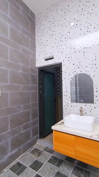 Nhà phố Long Trạch, Cần Đước, 125m² giá 3.2 tỷ - Sổ hồng riêng, đầy đủ công năng!