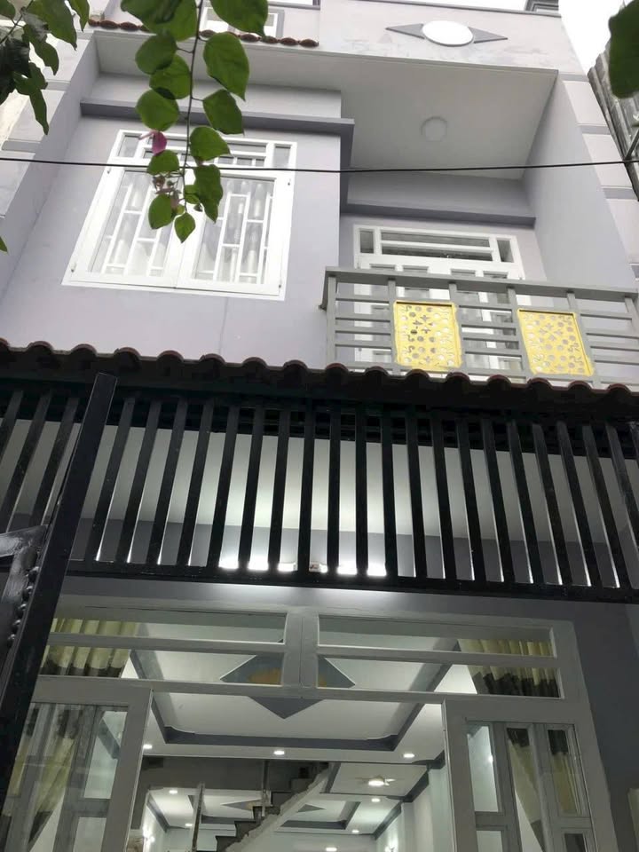 Nhà phố Vĩnh Lộc A, 4m², giá thỏa thuận - Nhà kiên cố, vào ở ngay!