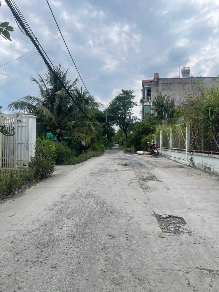 Đất thổ cư 200m² Thạnh Xuân, 7 tỷ - Tiện xây dựng tự do!