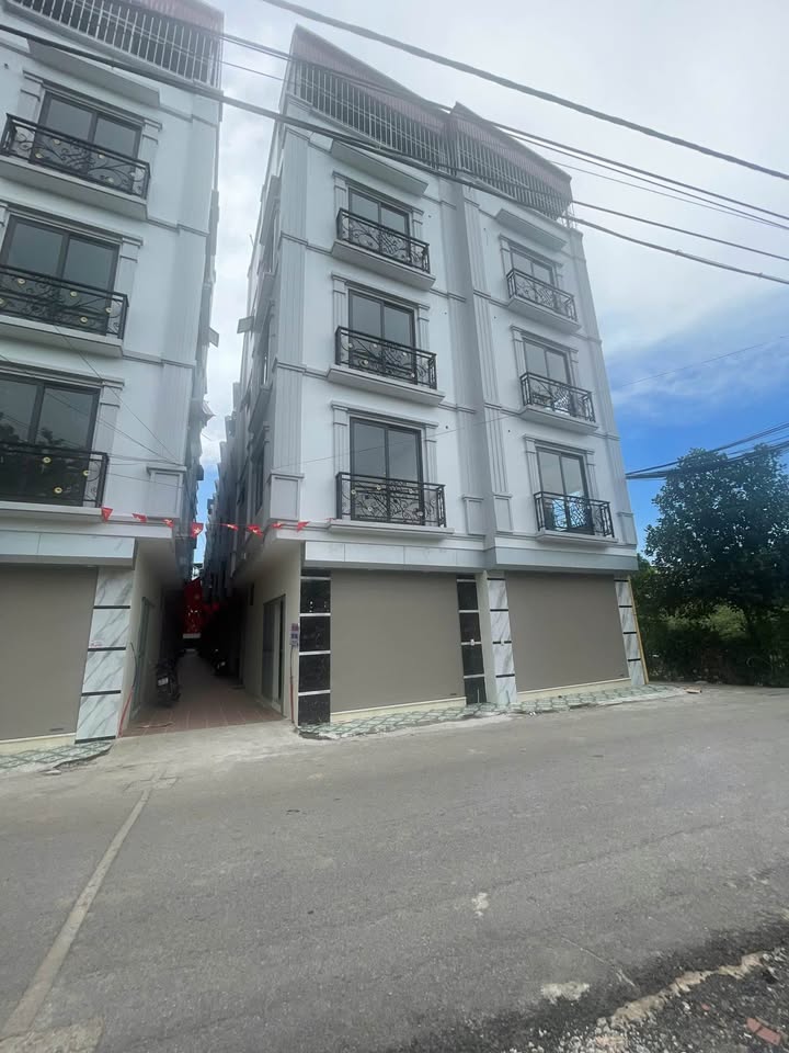 Nhà 5 tầng tổ 14 Yên Nghĩa 35m² giá 6.6 tỷ - Chính chủ cần bán gấp!