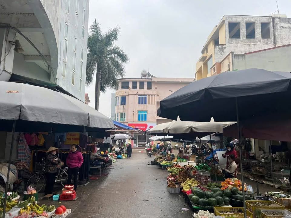 Đất mặt chợ Hương Canh, Bình Xuyên 64m² giá 3 tỷ - Đầu tư sinh lời ngay!