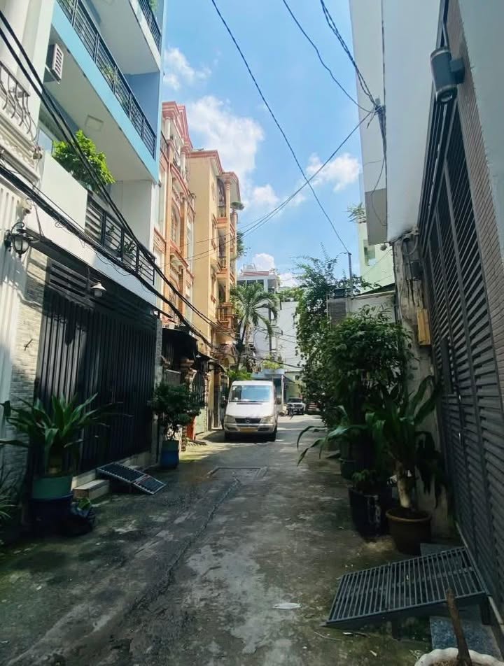 Đất Tô Hiến Thành Q.10 45m² giá 7 tỷ - Vị trí hẻm thoáng sạch!