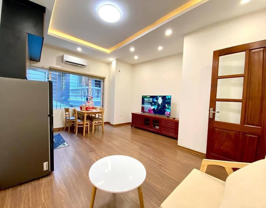 Tòa CHDV Văn Cao 60m² giá 11.99 tỷ - Đầu tư sinh lời ổn định!