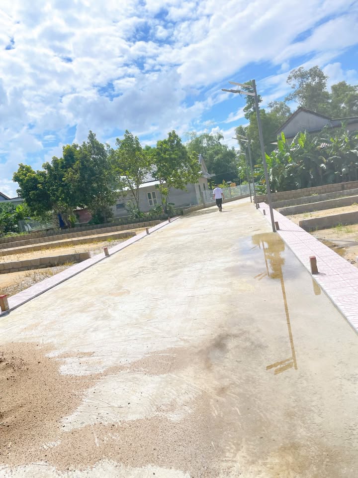 Đất nền Hương Trà, Huế 100m² giá 550 triệu - Hạ tầng đẹp, đầu tư sinh lời!