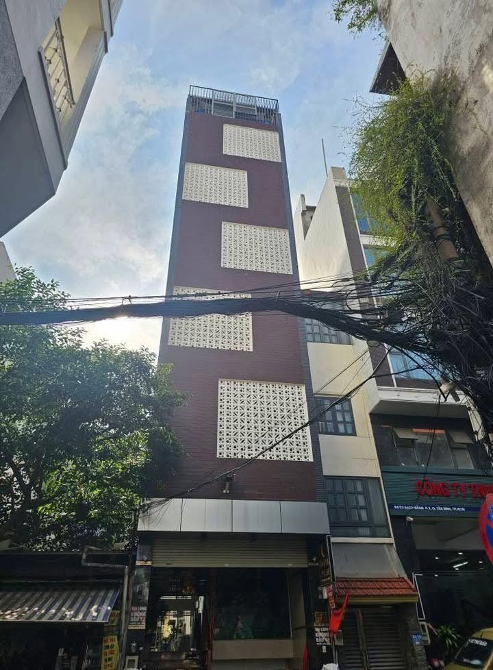 Nhà mặt đường Lê Lợi, Ngô Quyền, Hải Phòng 90m² - Vị trí đắc địa, giá thỏa thuận!