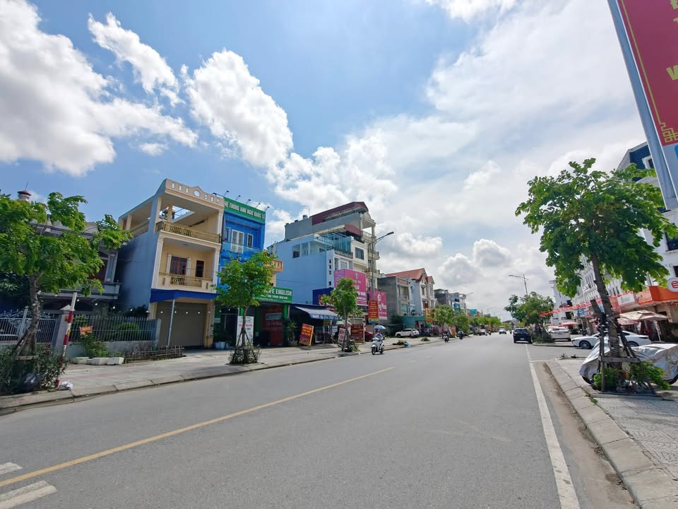 Cho thuê nhà mặt phố Máng Nước, An Đồng, Hải Phòng 350m² - Mặt tiền 14m, thuận tiện kinh doanh!