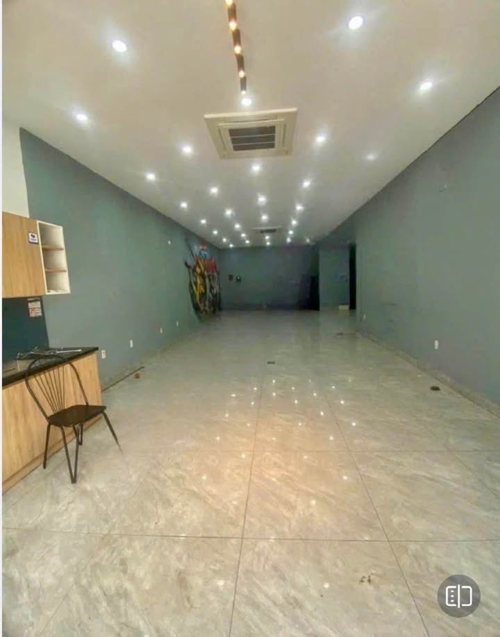 Cho thuê mặt bằng riêng biệt đường Nguyễn Công Trứ, Sơn Trà 100m² - Sẵn sàng kinh doanh!