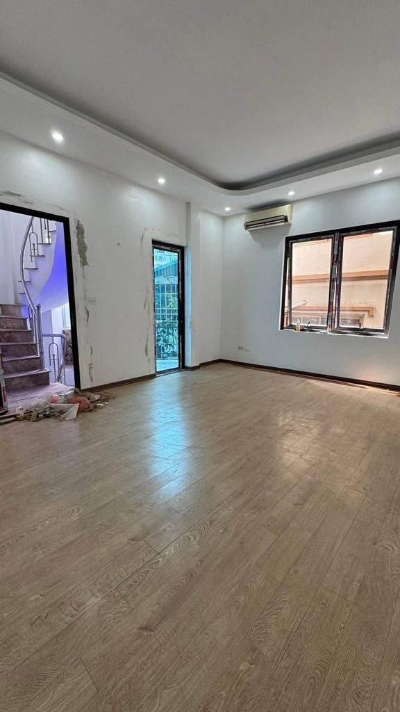 Nhà phố Vĩnh Hưng Hoàng Mai 34m² giá 4.7 tỷ - Mặt tiền 7m, chính chủ bán!