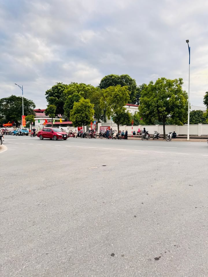 Đất lô góc 54m² Đặng Xá, Gia Lâm giá 5 tỷ - Cơ hội đầu tư hiếm có!