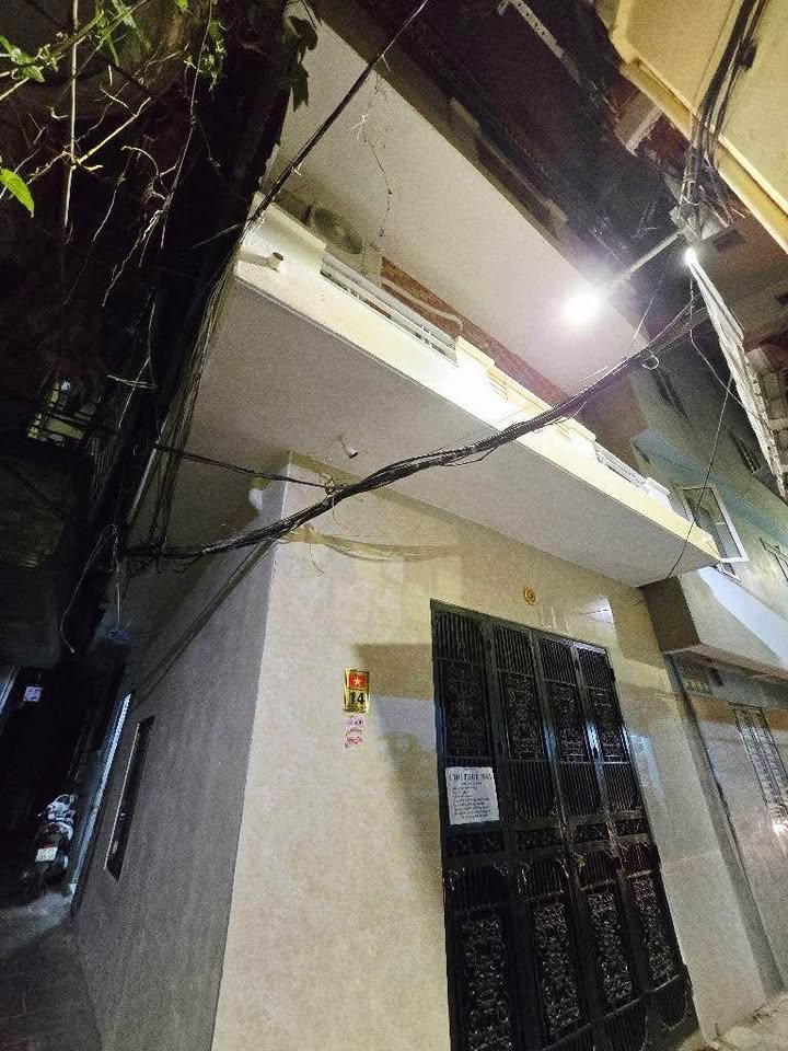 Nhà lô góc Thụy Khuê 21m² giá 6 tỷ - Kinh doanh cực tốt!