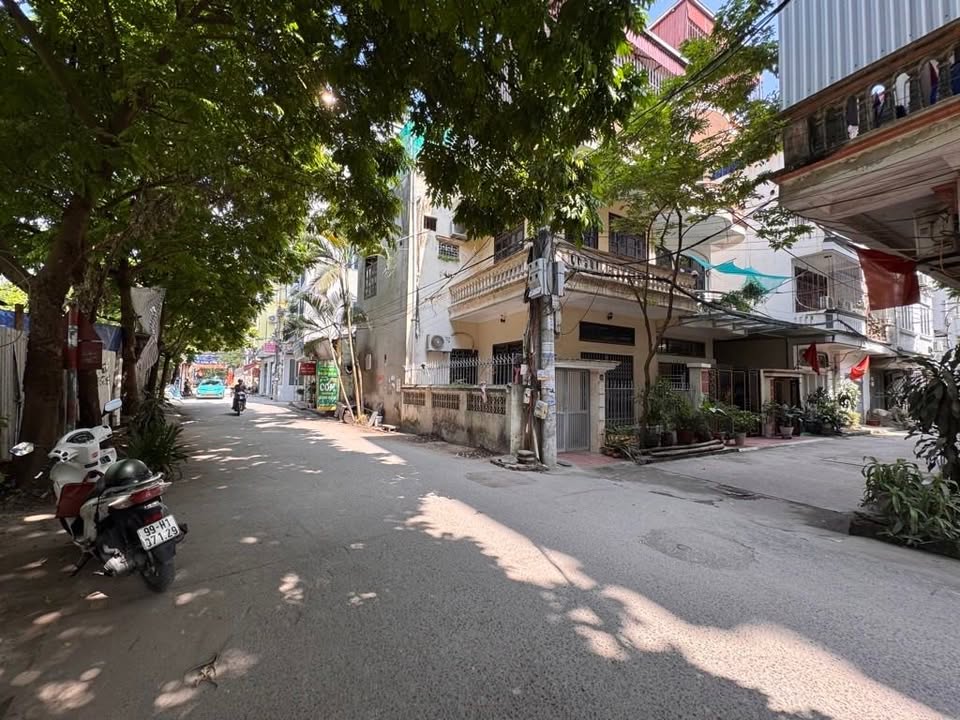 Đất phân lô Cổ Nhuế 60m² giá thỏa thuận - Đường ô tô tránh, sổ đỏ chính chủ!