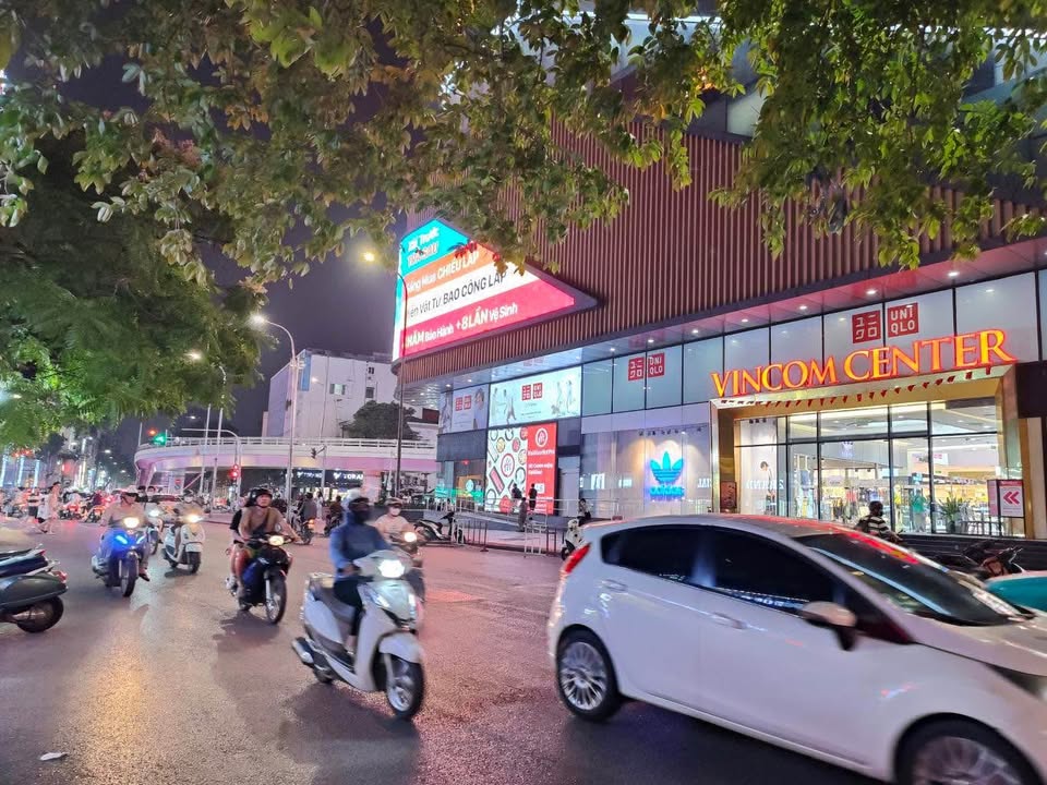 Căn hộ FrontHouse Đống Đa 70m² giá 9.1 tỷ - Mặt phố kinh doanh sầm uất!