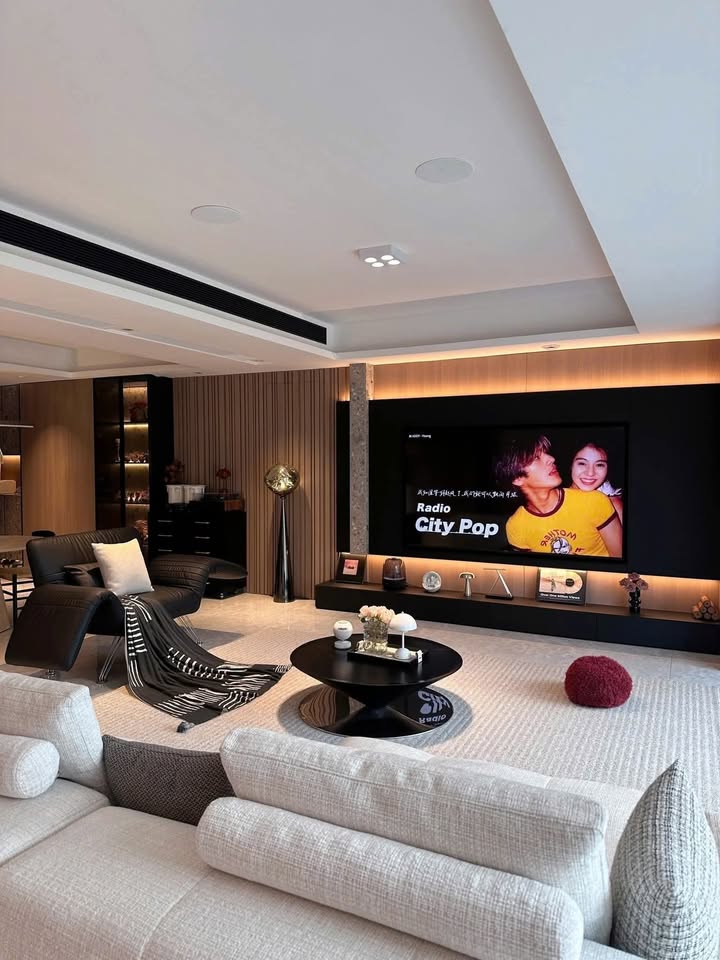 Căn hộ Cát Linh 90m² giá 5 tỷ - Full nội thất, ở ngay!