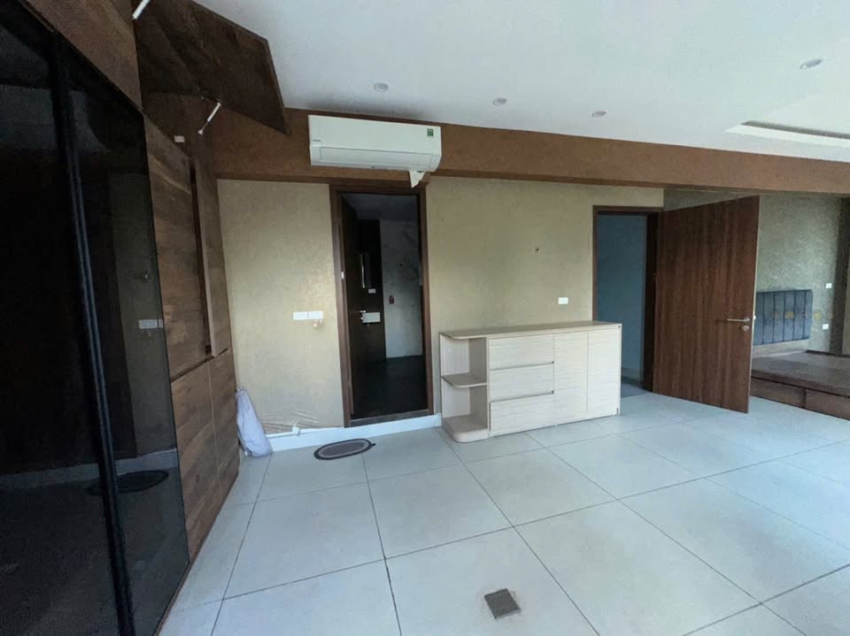 Căn hộ góc tòa L2 Ciputra Hà Nội 267m² giá 25 tỷ - Không thể bỏ lỡ!