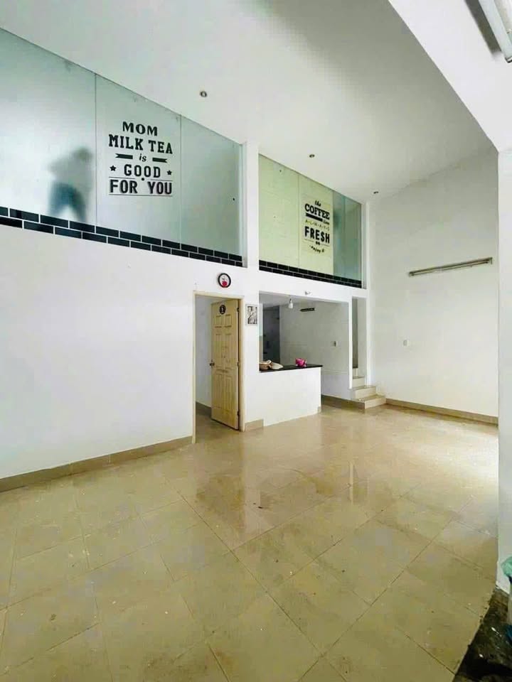 Nhà mặt tiền Trảng Dài 2PN giá 4 triệu - Kinh doanh thuận lợi!