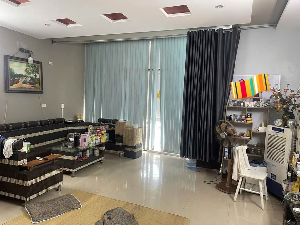 Nhà 3 tầng 144m² đường Đinh Tiên Hoàng - Kinh doanh Coffee sinh lời ngay!