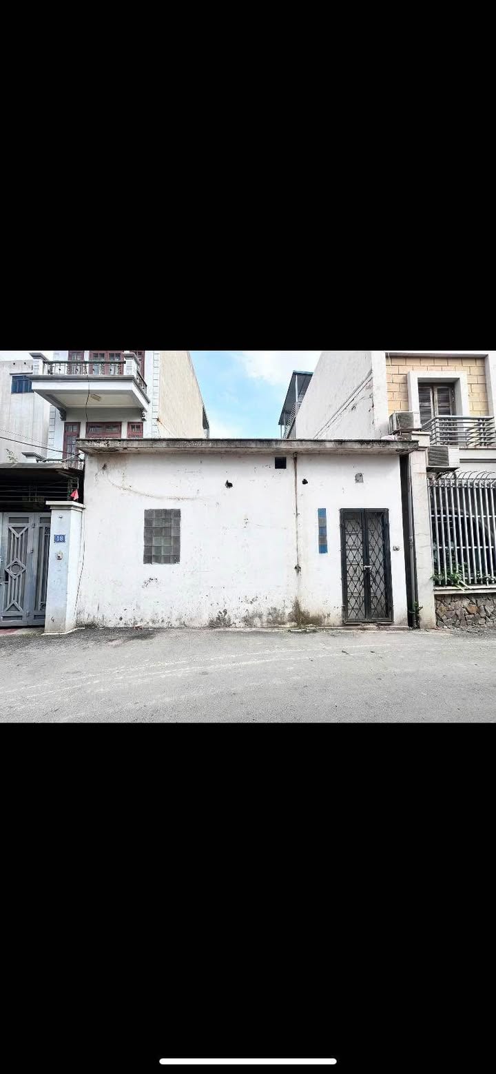 Đất Phú Thượng Tây Hồ 110m² giá 21 tỷ - Mặt ngõ ô tô thông thoáng!