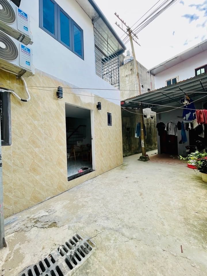 Nhà nhỏ Ninh Hiệp 35m² giá 3 tỷ - Gần chợ, sẵn sàng vào ở!