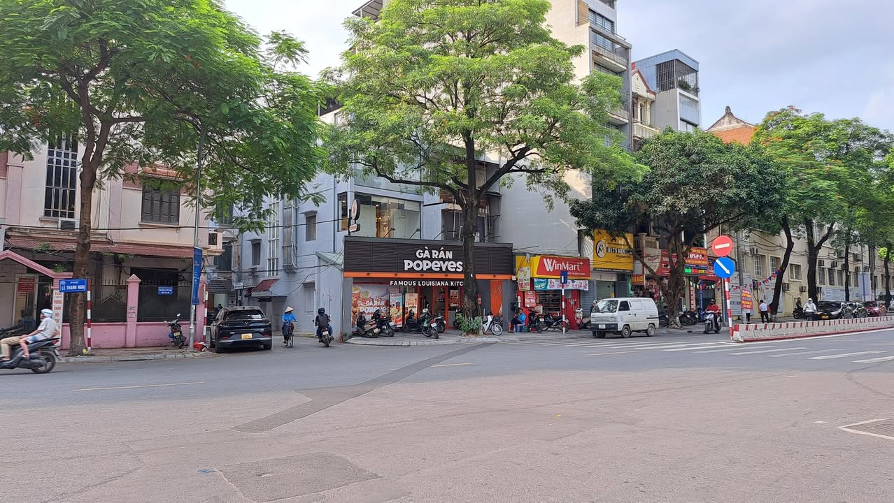 Nhà mặt phố Lê Thanh Nghị, Hai Bà Trưng, 108m² giá 65 tỷ - Khu vực kinh doanh sầm uất!