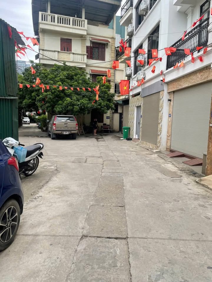 Nhà riêng Xuân Đỉnh 52m² giá thỏa thuận - Gara ô tô 7 chỗ, Lô Góc đẹp!