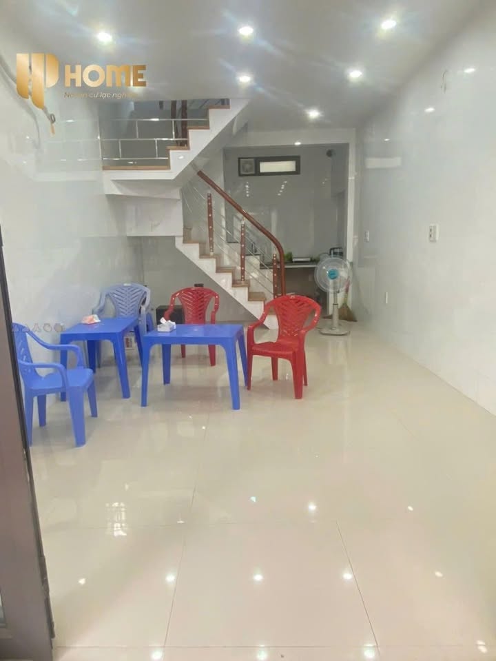 Nhà mặt tiền đường Cát Bi 30m² giá 6 triệu - Kinh doanh sạch sẽ