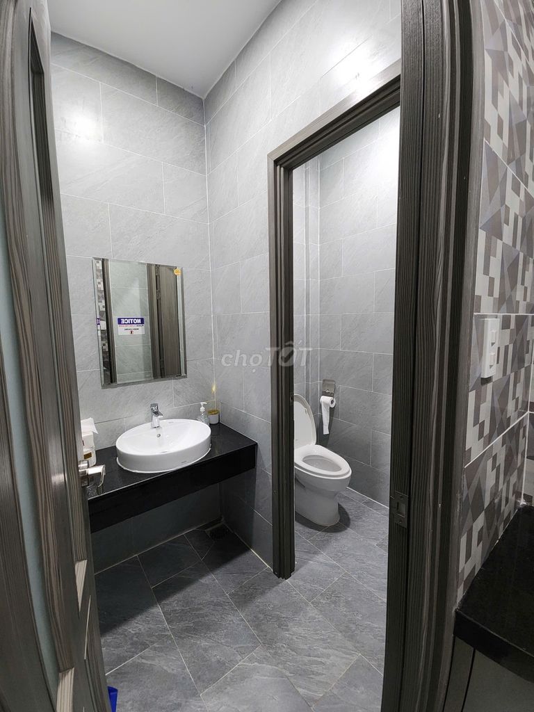 Nhà Kinh Doanh Nguyễn Cửu Vân Bình Thạnh 110m² giá 32 triệu - Vị trí đắc địa cho mọi loại hình kinh doanh!