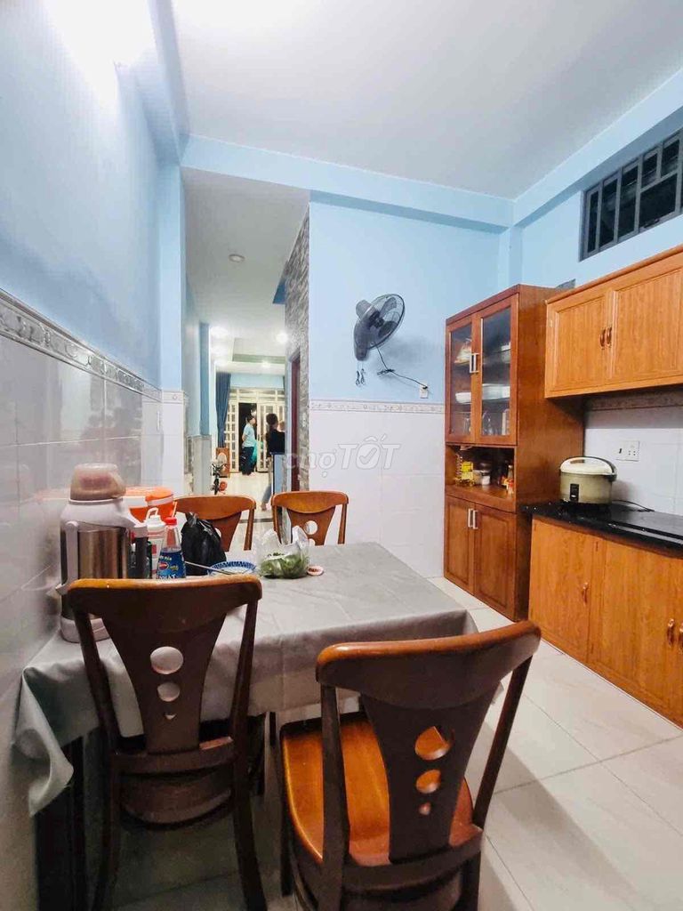 Nhà hẻm 493A Cách Mạng Tháng 8 Quận 10 44m² giá 8.5 tỷ - Chính chủ bán gấp!