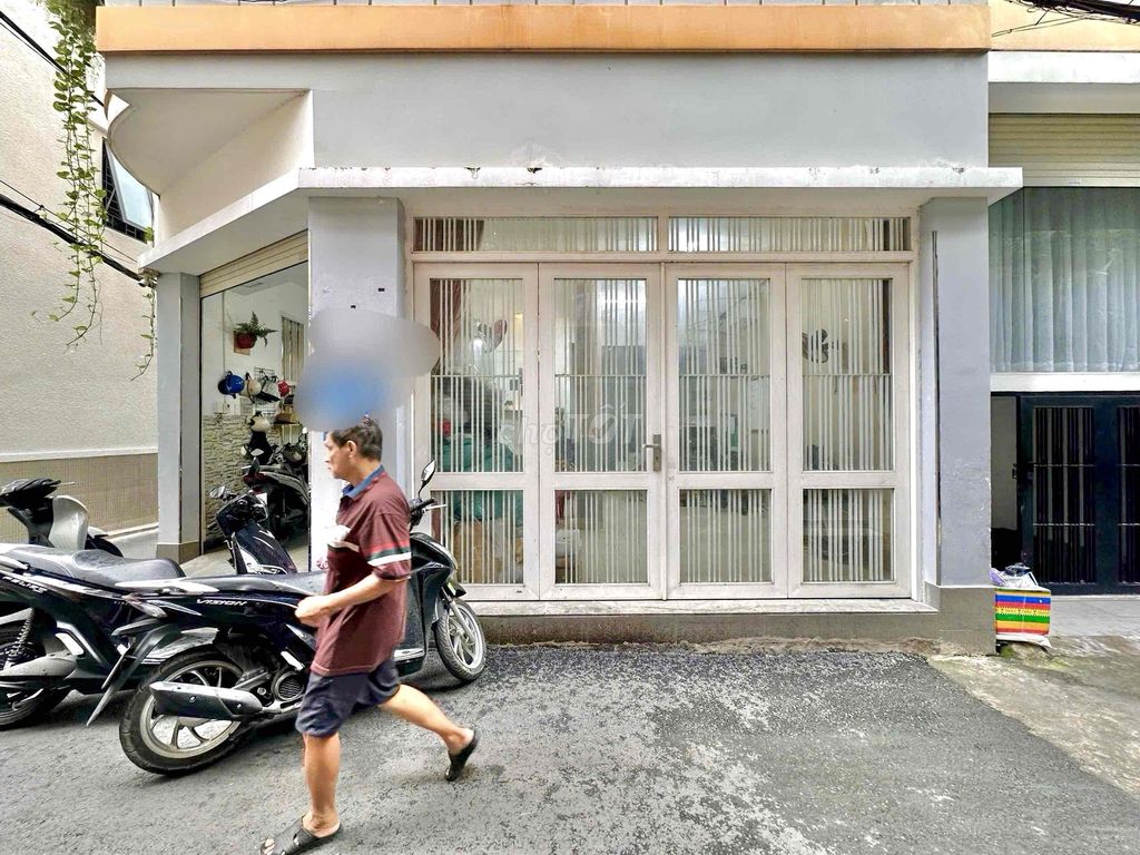 Cho thuê văn phòng 40m² tại Lê Văn Sỹ, giá 9.5 triệu - Chính chủ ngay trung tâm