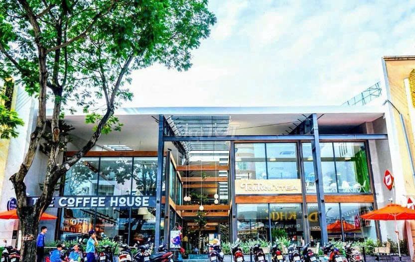 Cho thuê mặt tiền Pasteur 320m² gần Dinh Độc Lập - Giá chỉ 100 triệu/tháng