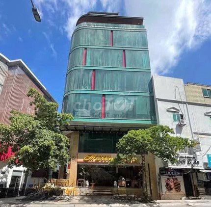 Nhà cho thuê đường Núi Thành Quận Tân Bình 750m² - Thích hợp văn phòng, kinh doanh!